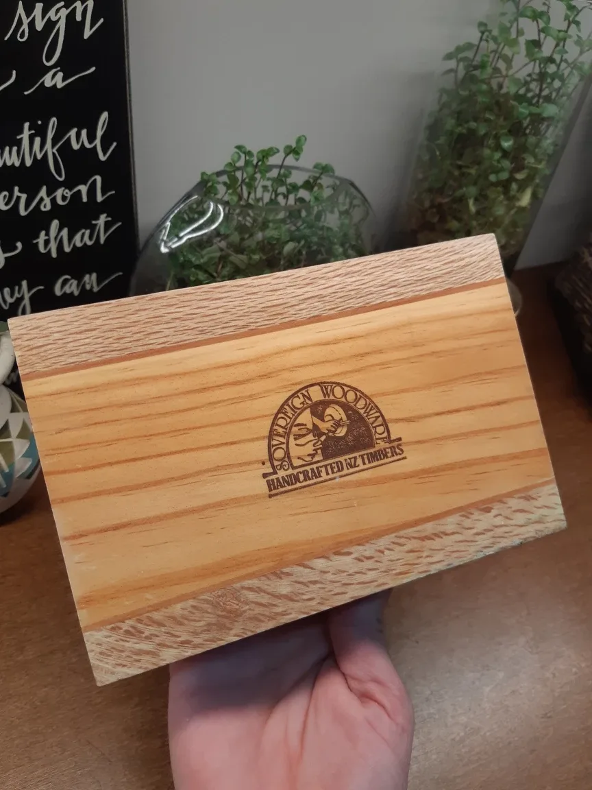 Vintage Sovereign Woodware Handcrafted box from New Zealand image indicator(3)