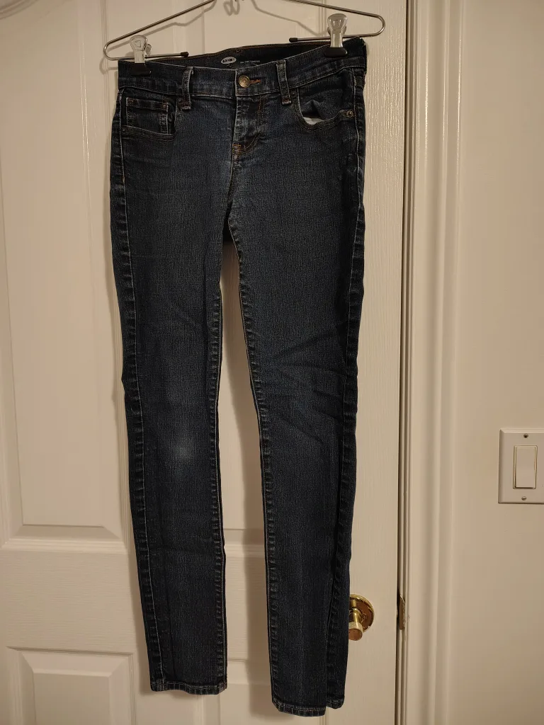 Old Navy Dark Wash Skinny Jeans thumbnail