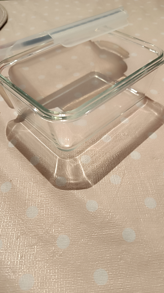 Rubbermaid & Glasslock Food Storage Containers