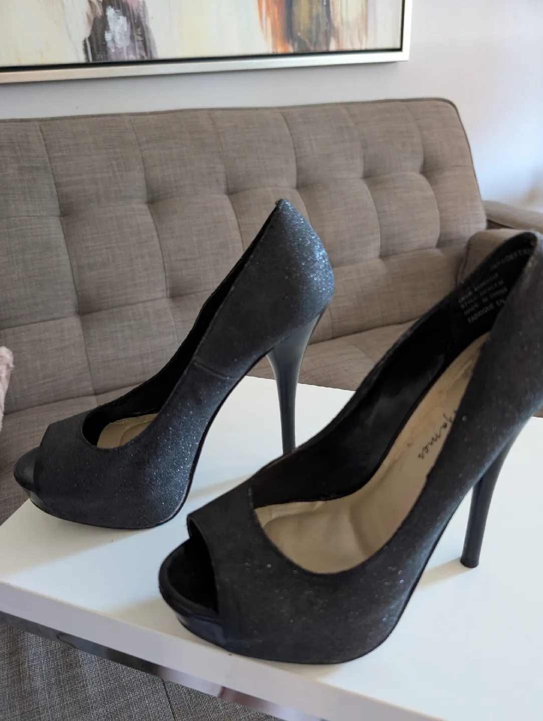 Jules & James Black Glitter Heels - Size 7 image indicator(2)