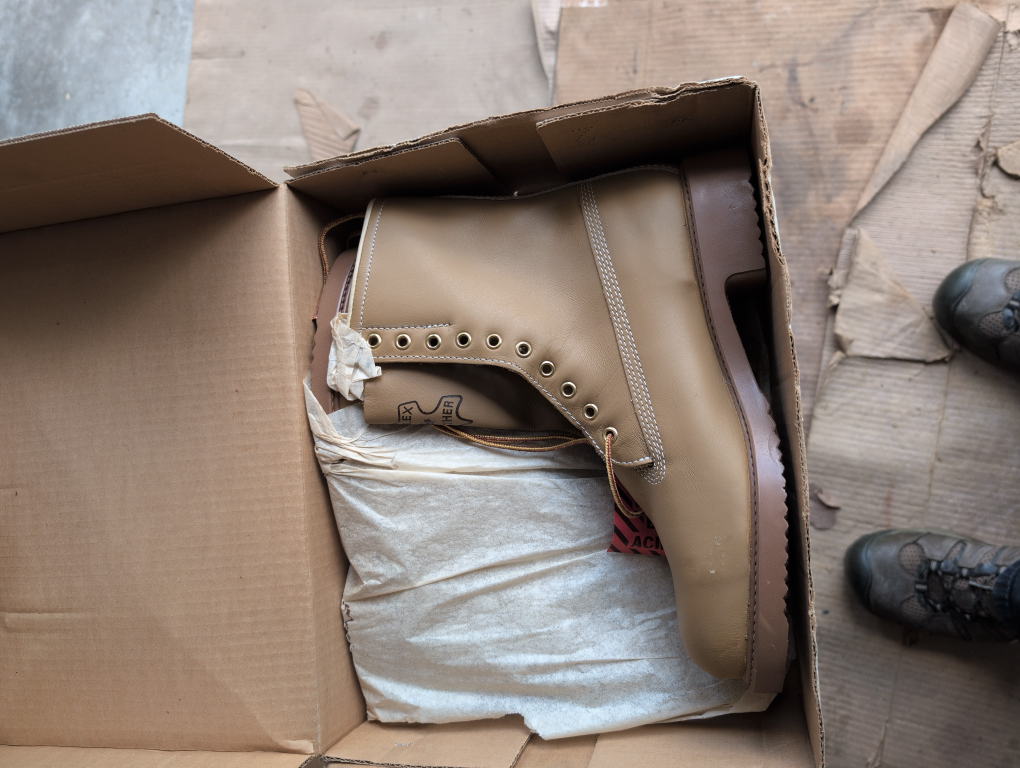 🥕 New SECO 892 Custom Grade Steel Toe Boots - Size 9