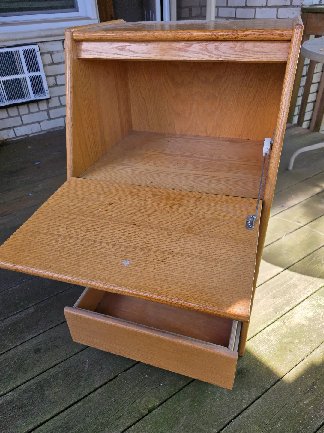 Wooden Bed Frame with Nightstands image indicator(4)