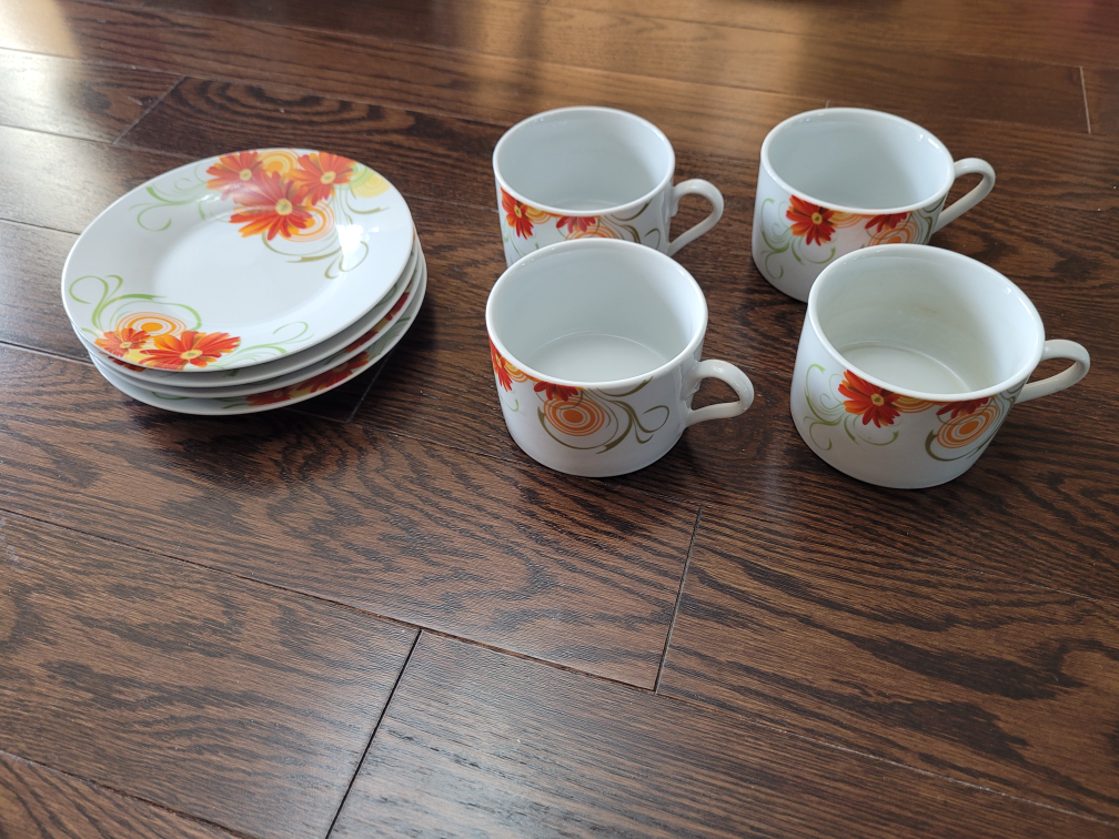 Floral Plate and Cup Set - photo 2