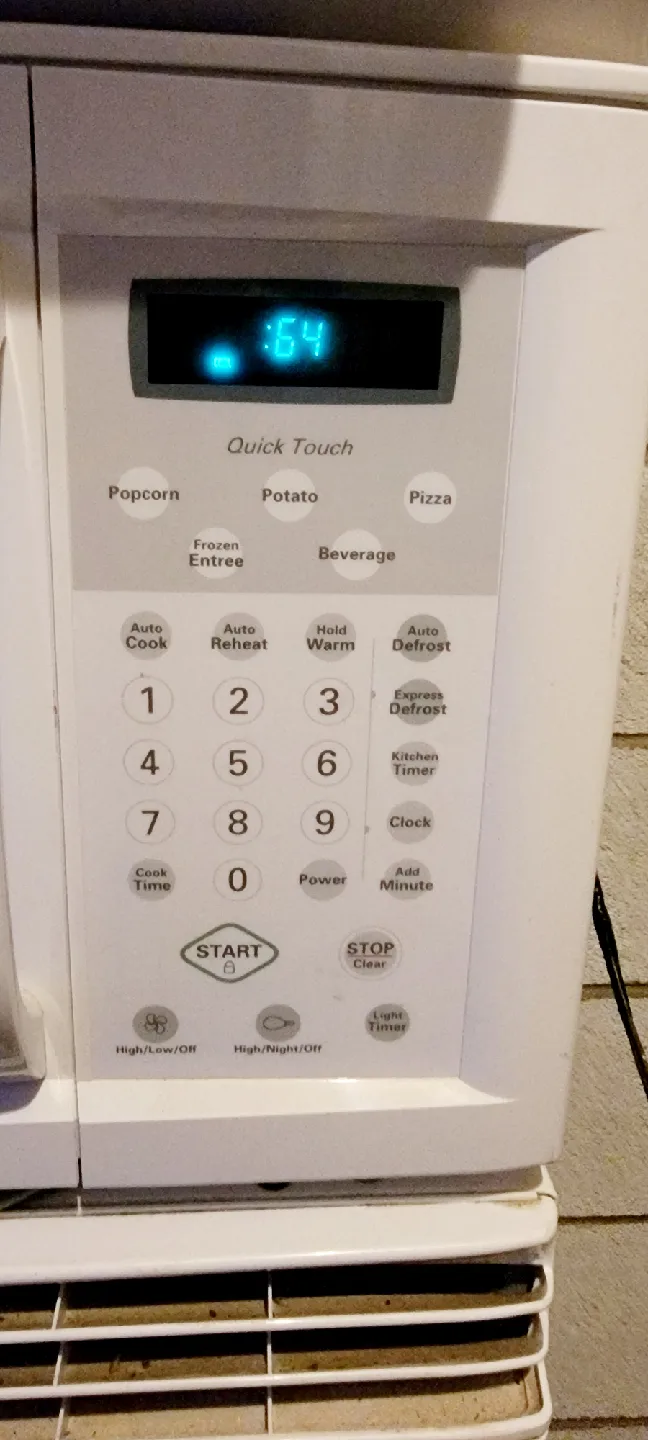 KENMORE MICROWAVE OVEN EXCELLENT CONDITION AND VERY CLEAN image indicator(7)