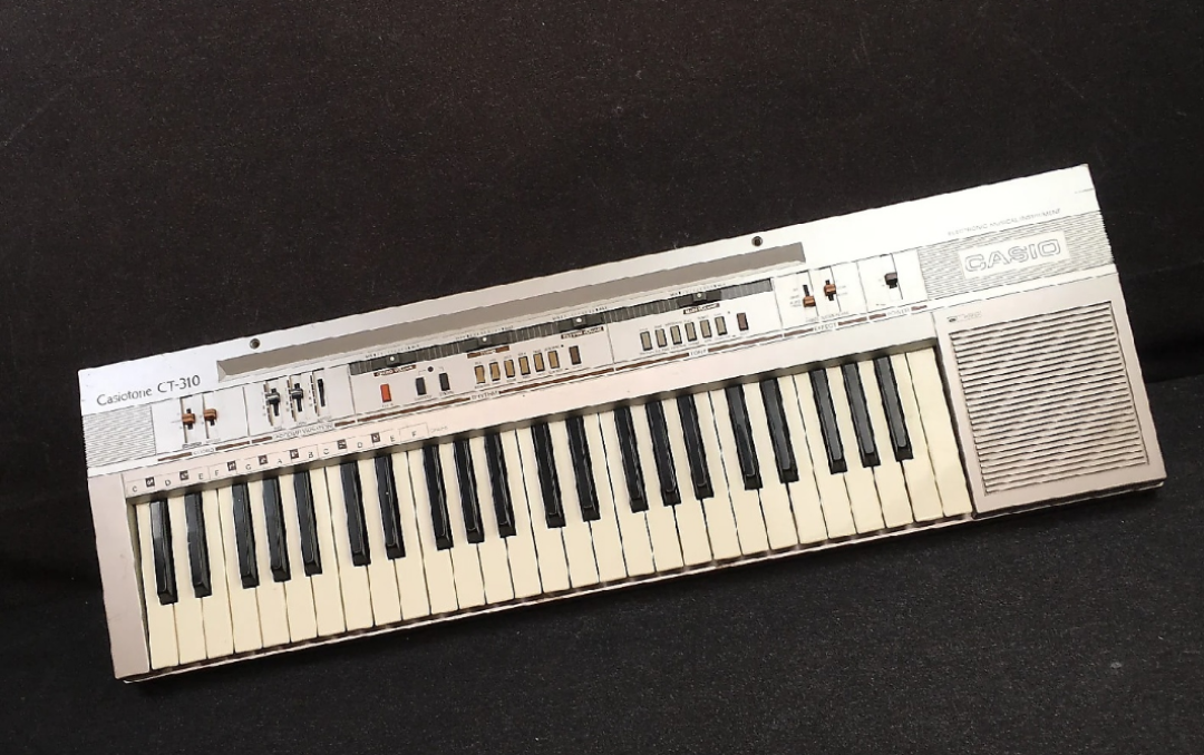 Casio Casiotone CT-310 Keyboard