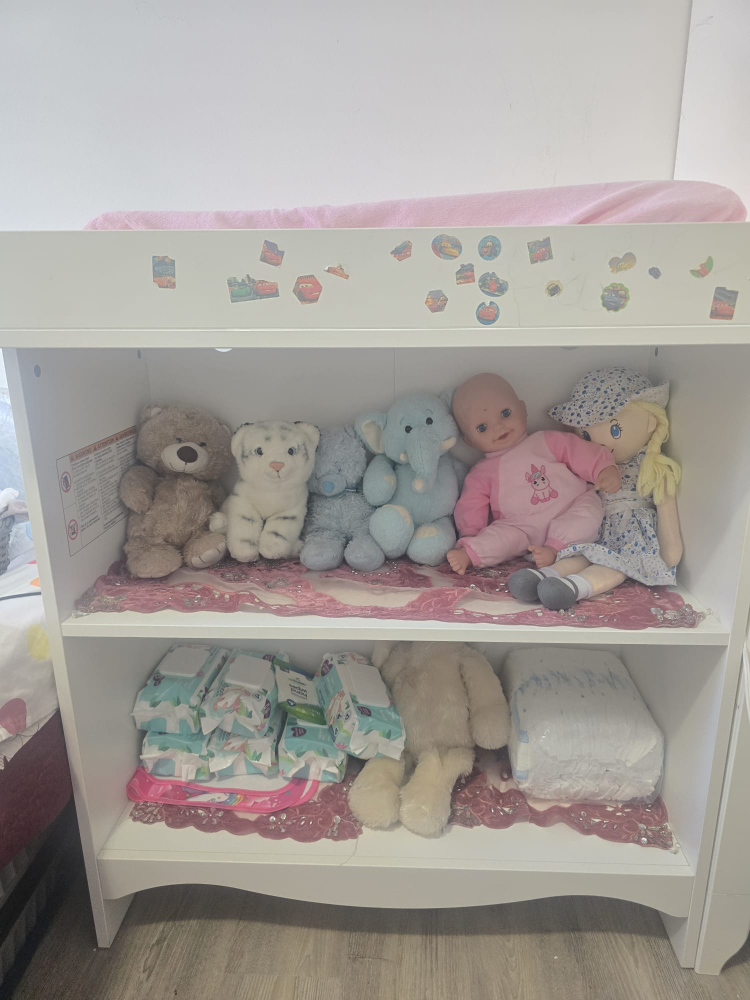 Baby Changing Table with Shelf - photo 3