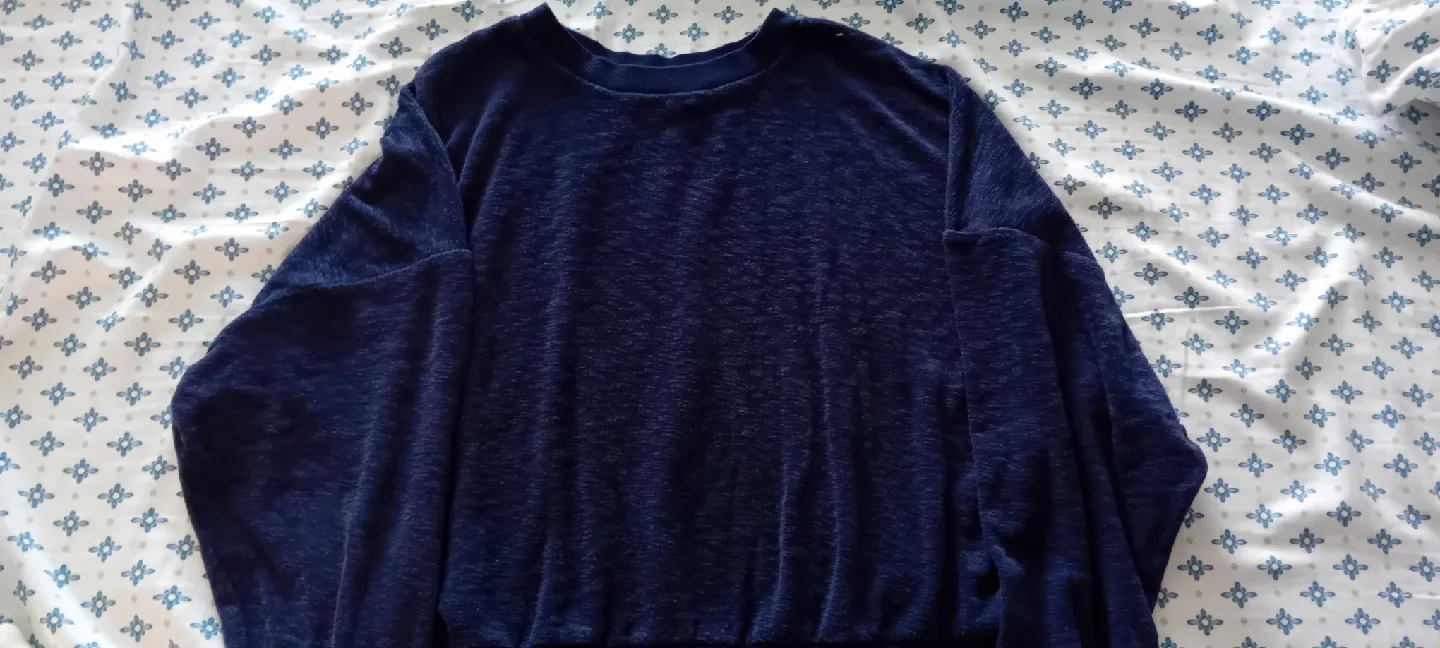 Navy Blue Cropped Long Sleeve Top thumbnail