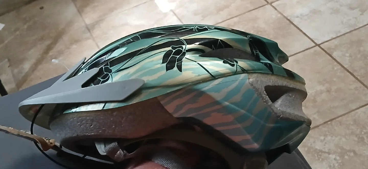 Bell Athena Bellisima Bike Helmet image indicator(5)