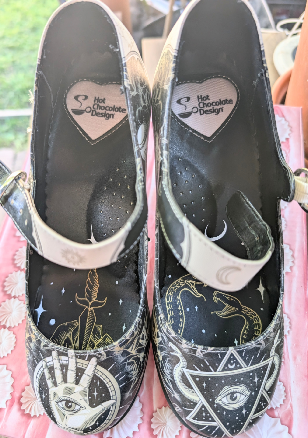 Hot Chocolate Design Mystic Heels - Size 6 - photo 4