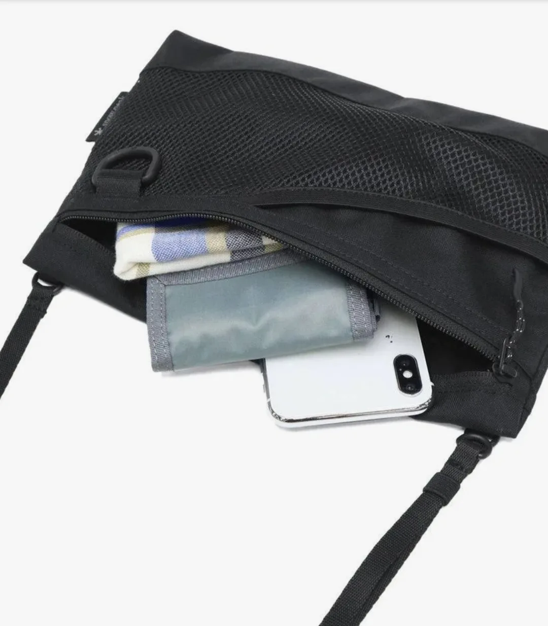 Snow Peak Black Active Sacoche Bag image indicator(2)