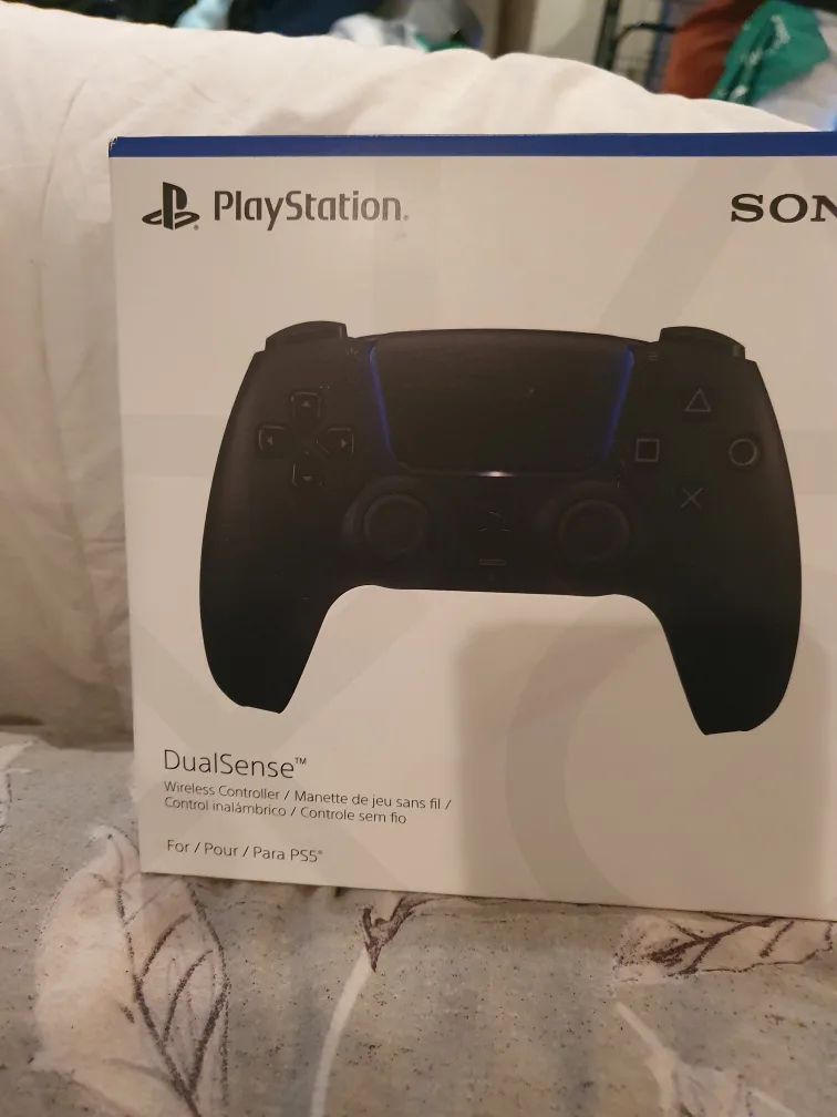 New Sony PlayStation 5 DualSense Wireless Controller - Black thumbnail