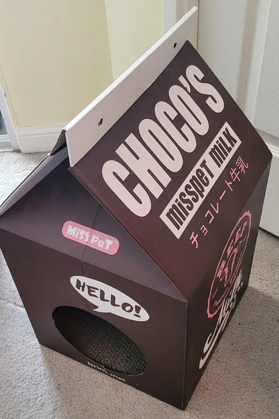 Miss Pet Choco's Milk Cat Scratcher House thumbnail