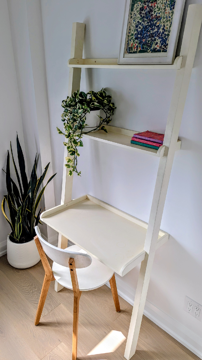 EQ3 White Ladder Desk - photo 2