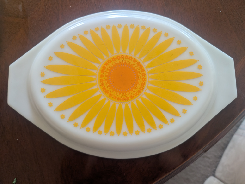 Vintage Pyrex Divided Dish with Lid - Sunflower Pattern