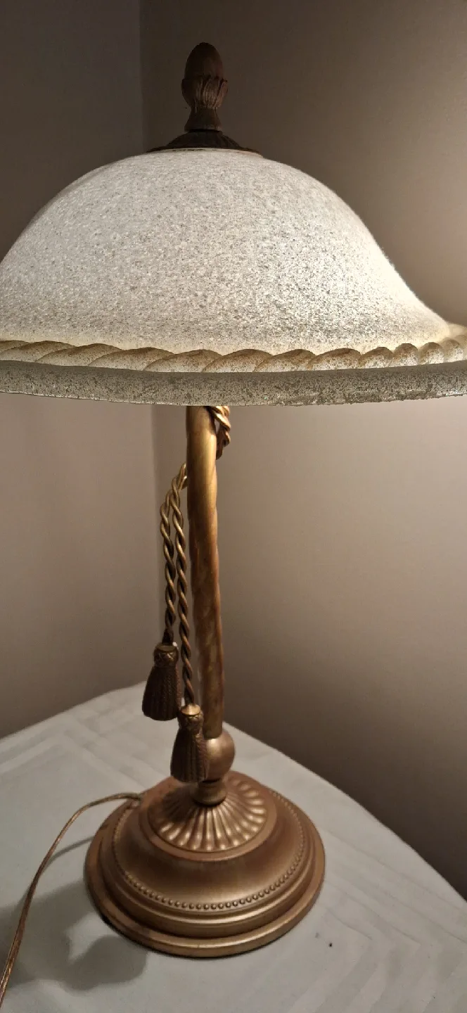Vintage Style Brass Table Lamp image indicator(6)