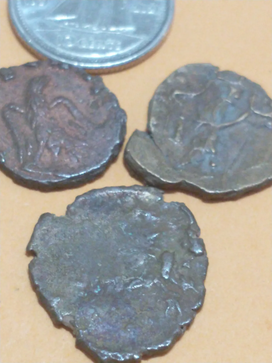 Nice Barbarous radiate ancient coins c. 3rd century AD image indicator(5)