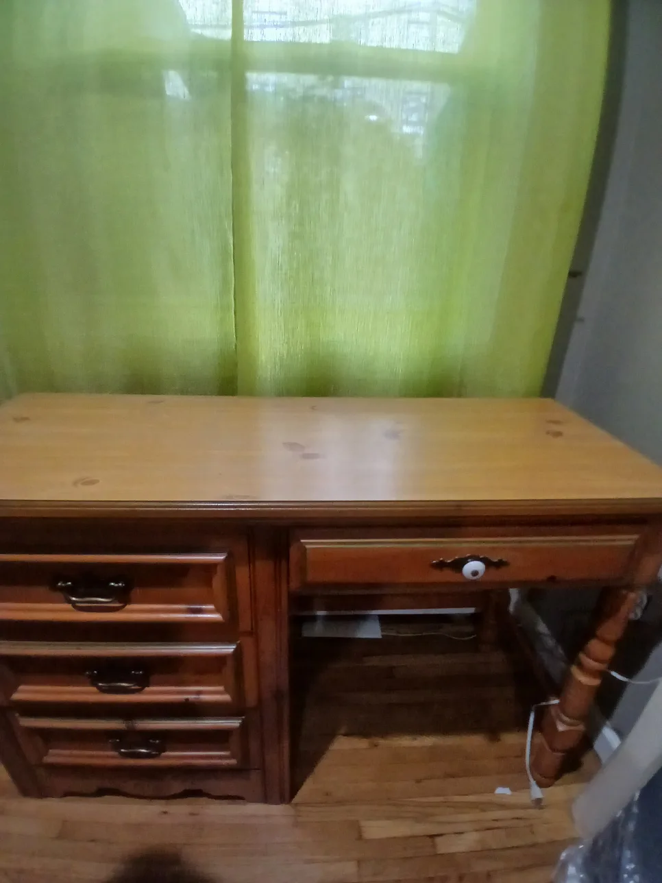 Wooden Desk - 46.5" x 18" x 30" image indicator(5)