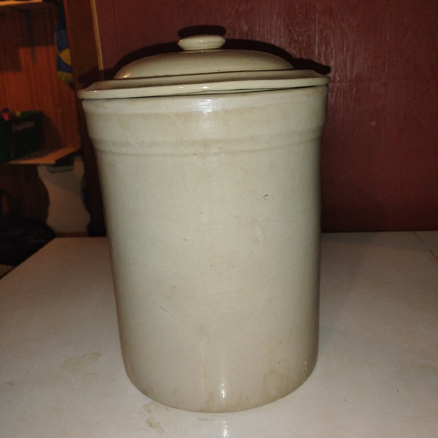 Medalta Potteries Ltd. 2 Gallon Crock - photo 2