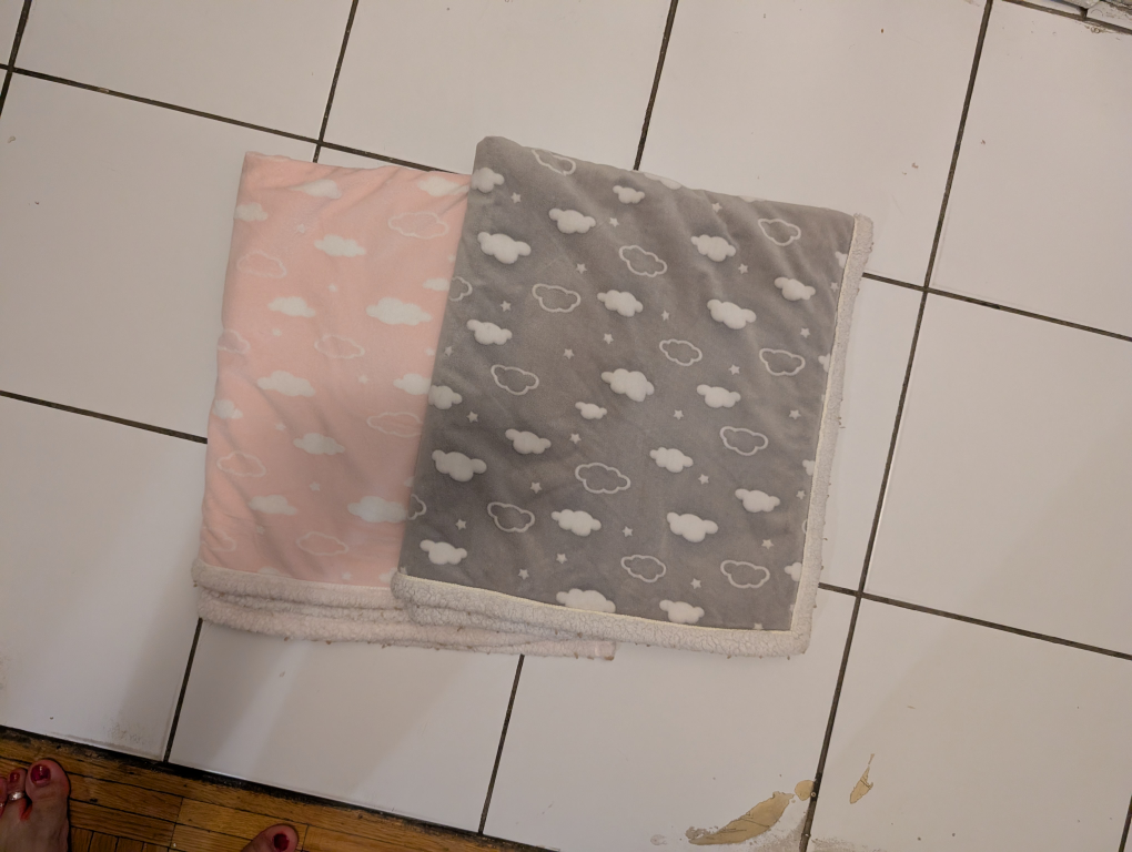Cloud Pattern Baby Blanket - Pink & Grey - photo 3