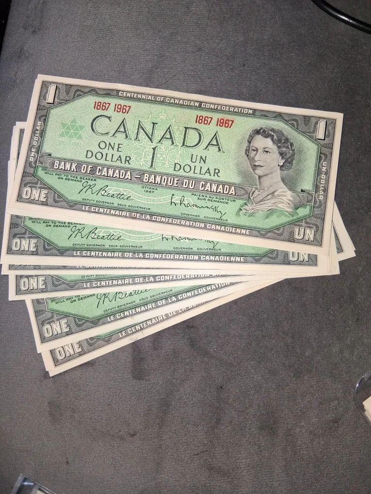 9 Canadian 1967 Centennial One Dollar Bill thumbnail