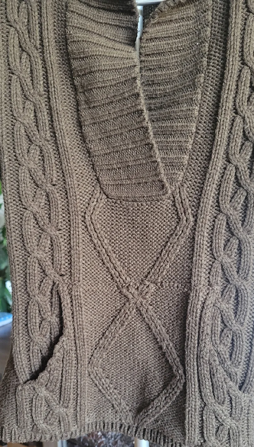 Brown Knit Sweater image indicator(2)