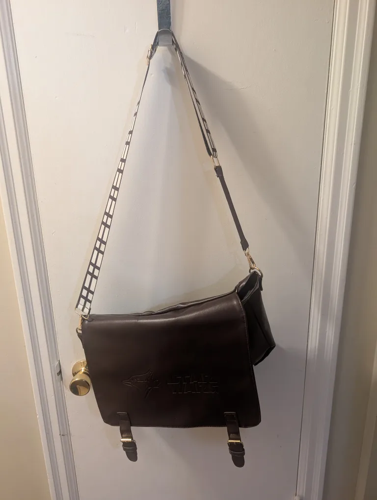 Star Wars Toronto Blue Jays Messenger Bag image indicator(4)