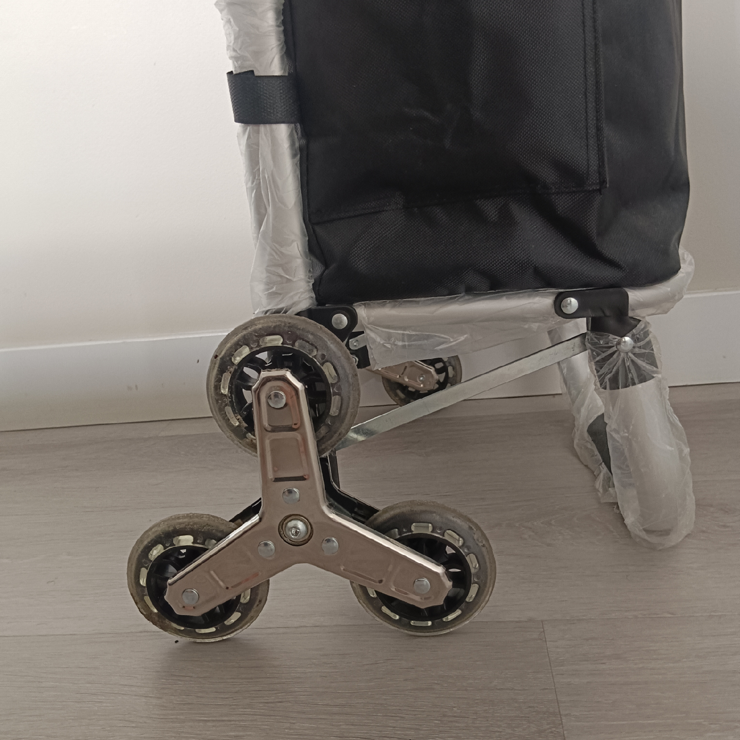 NUKied Folding Shopping Trolley Grocery Cart - photo 4