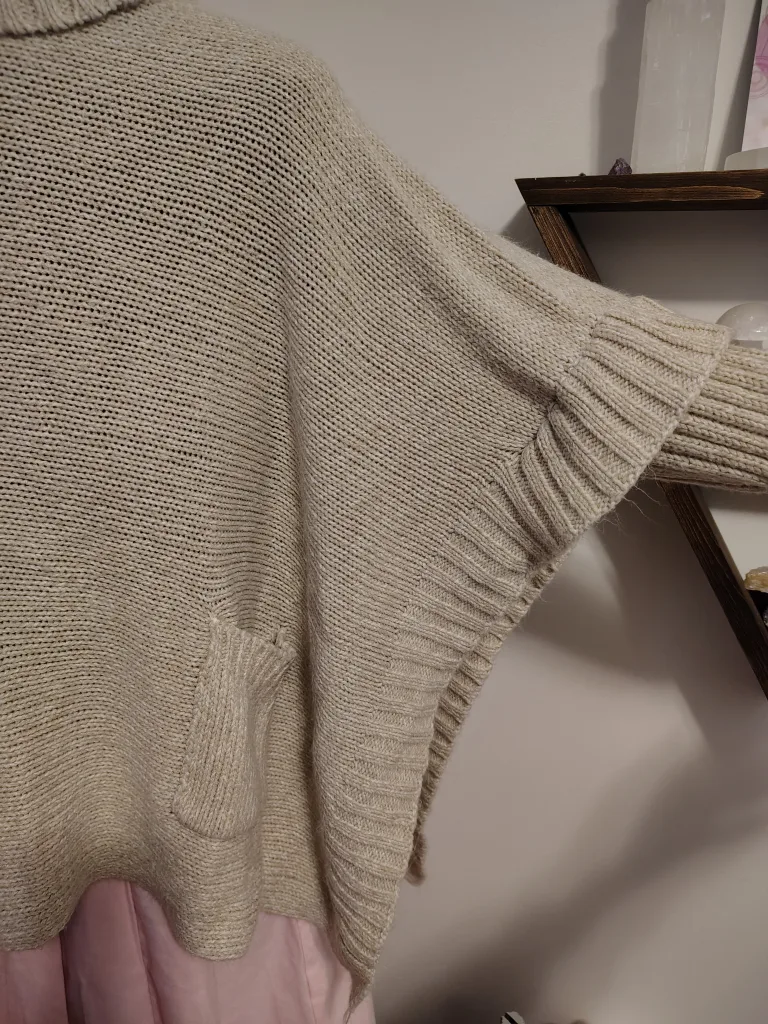 Beige Knit Turtleneck Poncho with Pockets image indicator(3)