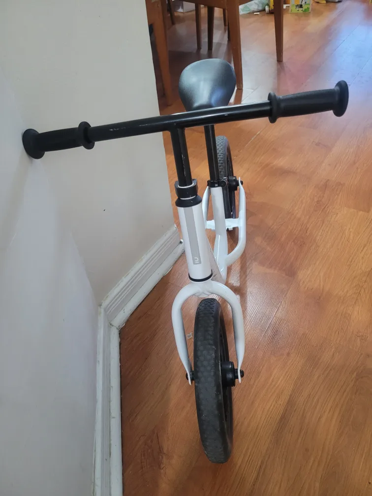 Lizard Skins Balance Bike - White image indicator(3)