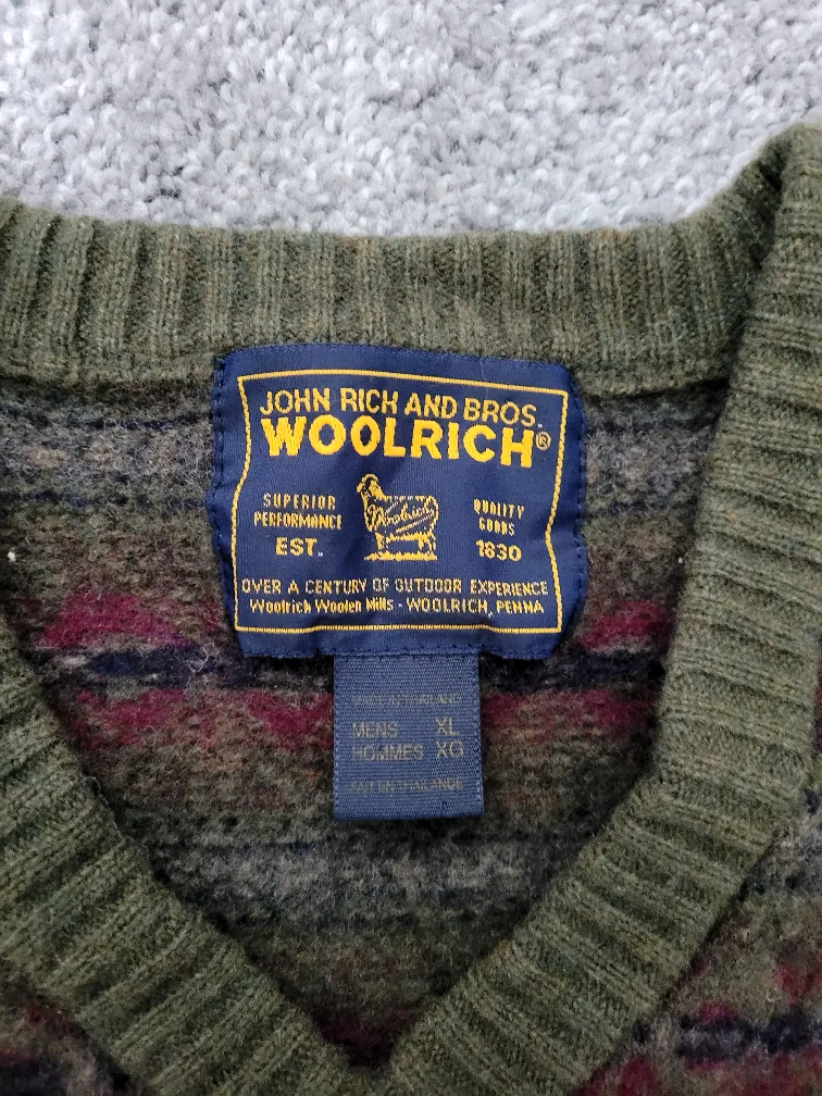 Woolrich V-Neck Sweater, Men's XL image indicator(4)