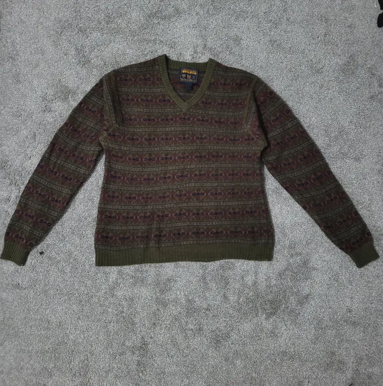 Woolrich V-Neck Sweater, Men's XL image indicator(3)