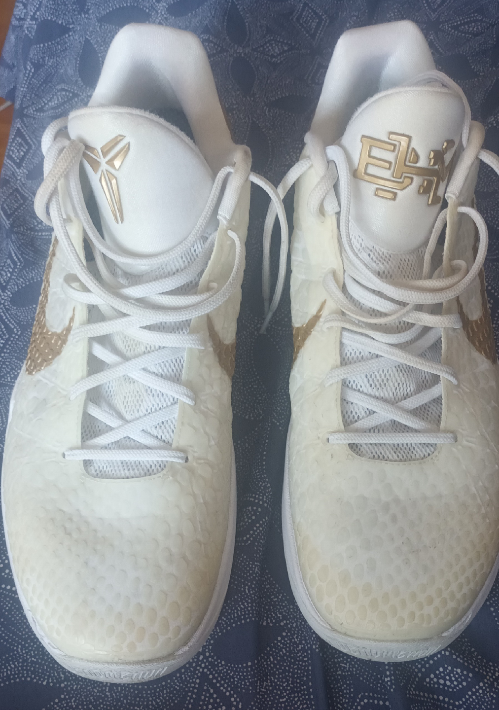 Nike Zoom Kobe 6 White/Gold, Size 15.5 - photo 2