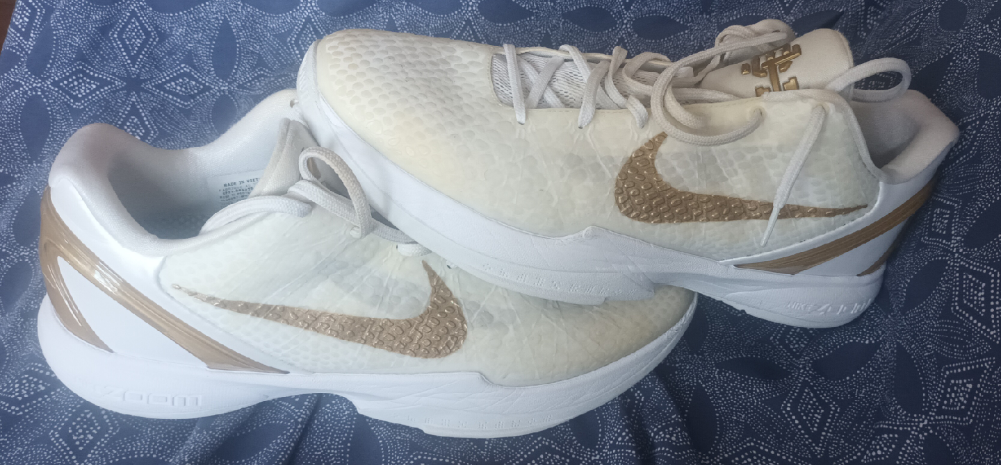 Nike Zoom Kobe 6 White/Gold, Size 15.5 - photo 3