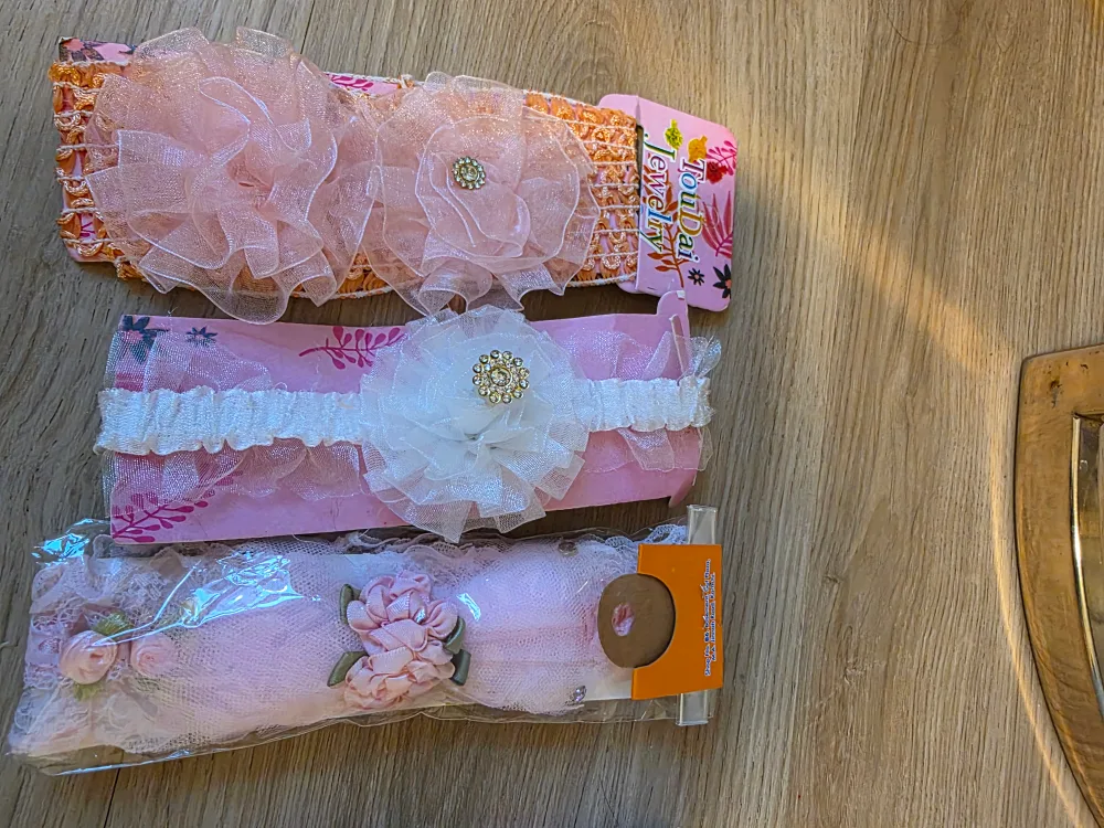 Hair Accessories Bundle - New image indicator(3)