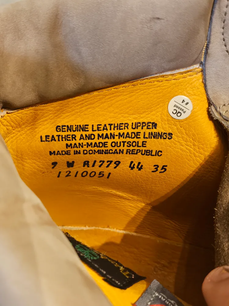 Beige Timberland men's boots 9 US or 44 EU image indicator(5)