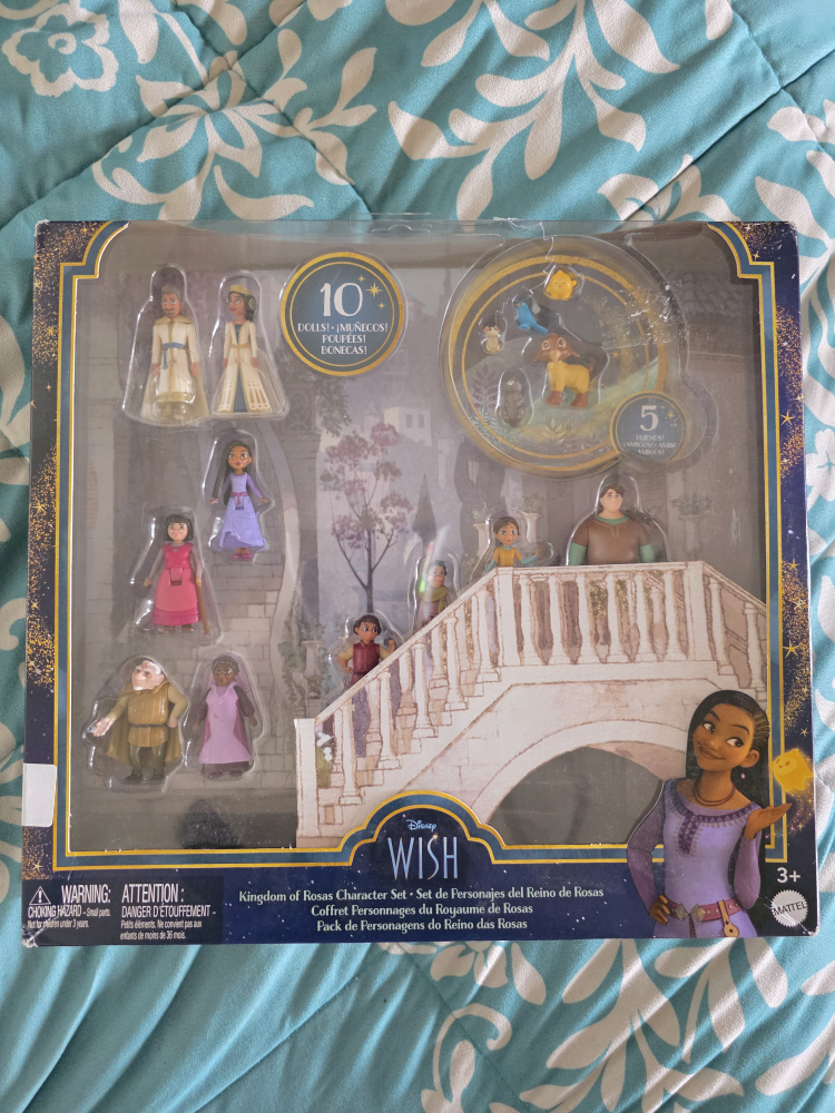 Disney Wish Kingdom of Rosas Character Set - New