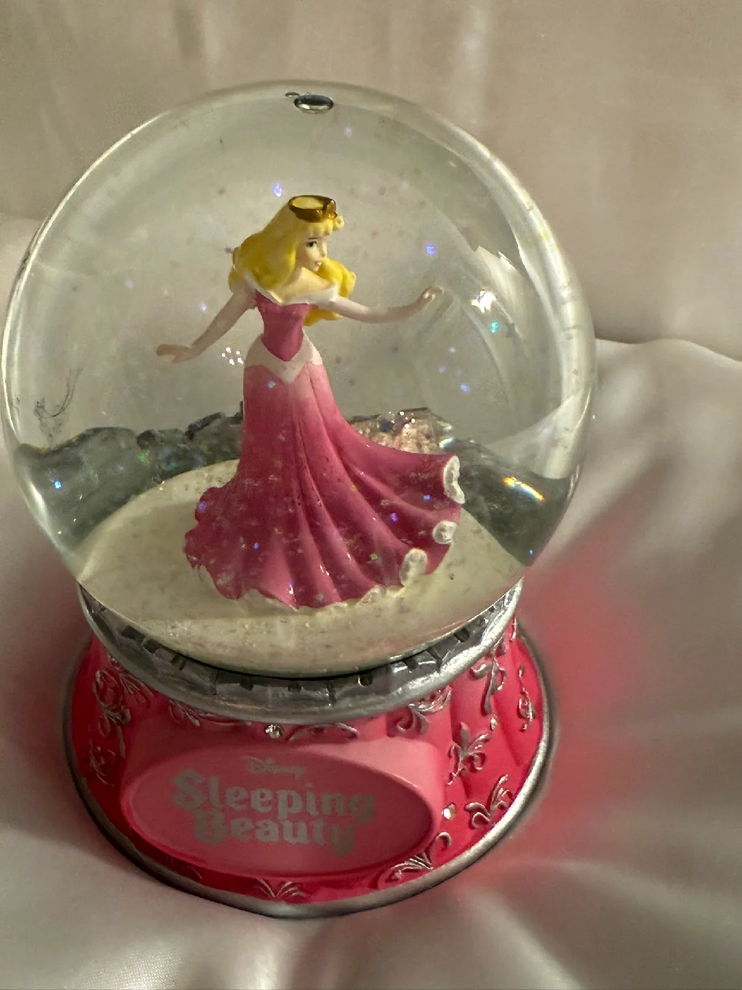 Disney Showcase Aurora Snow Globe thumbnail