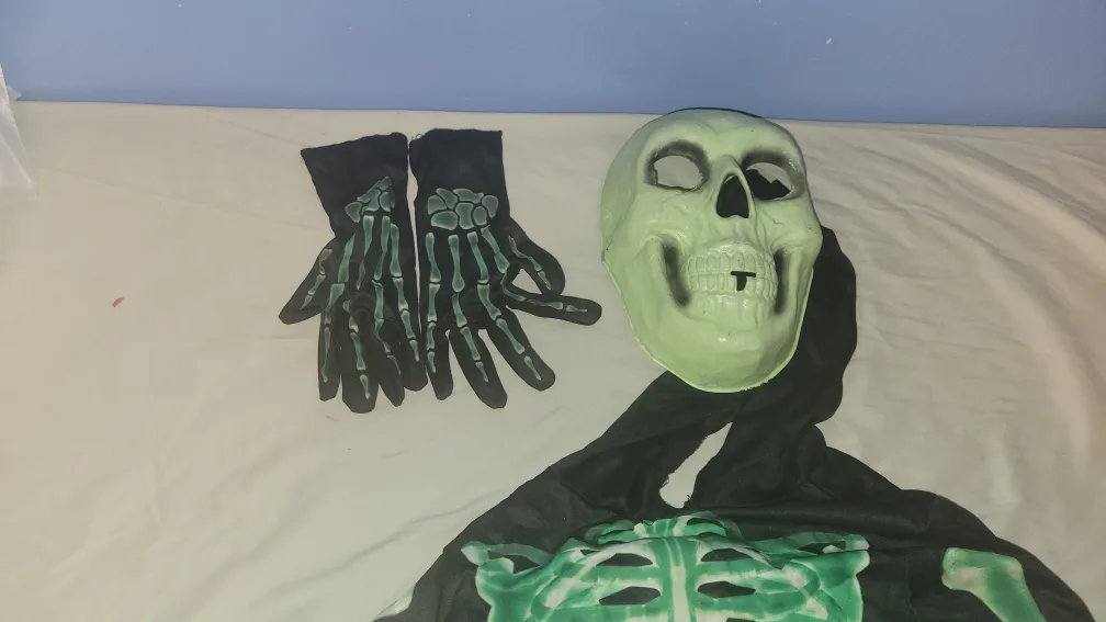 Skeleton Costume with Mask & Gloves image indicator(2)