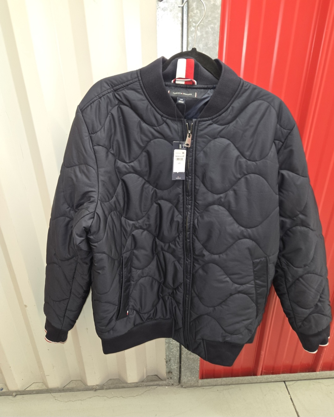 Tommy Hilfiger Quilted Bomber Jacket - Size L - photo 4