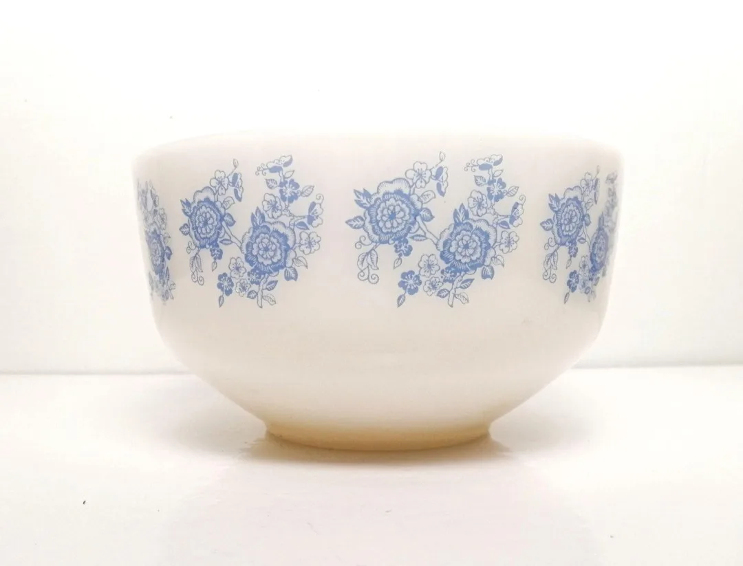 Federal Milk Glass ~ Blue Roses ~ 2 1/2 Quart image indicator(6)