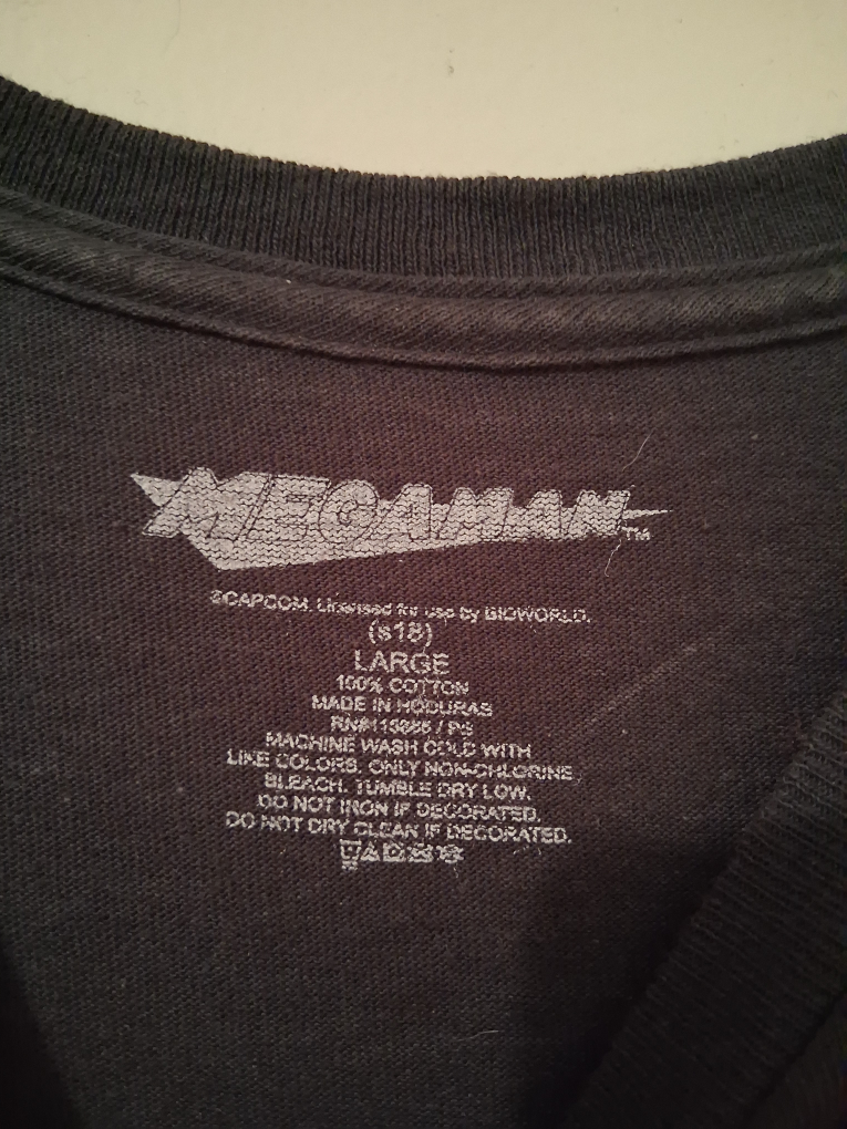 Mega Man Black Graphic T-Shirt - Size Large - photo 2