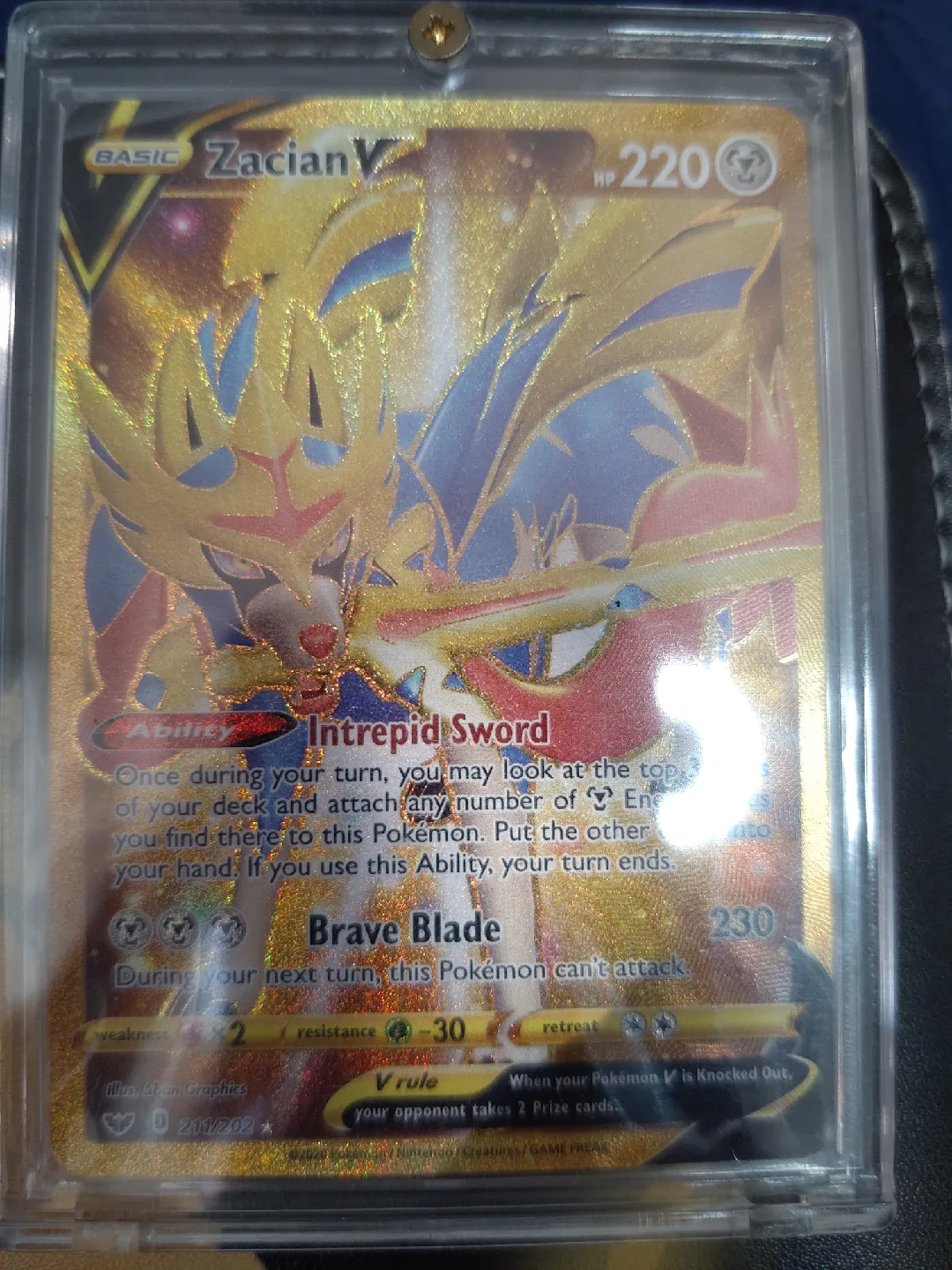 Zacian V Gold Pokemon Card