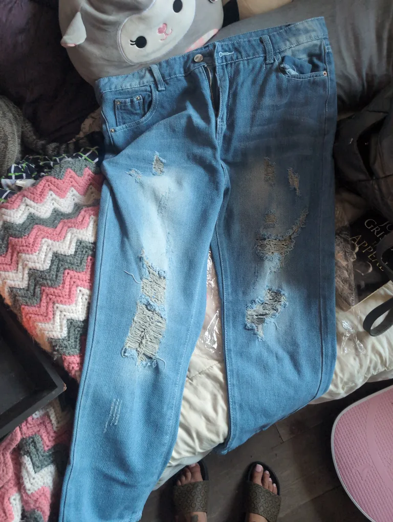 My Peach'd Distressed Light Wash Denim Jeans image indicator(2)