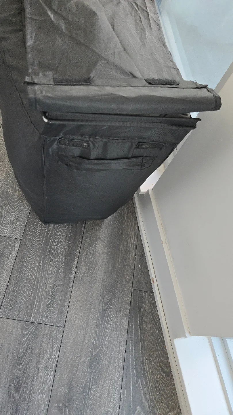 Black Laundry Hamper image indicator(2)