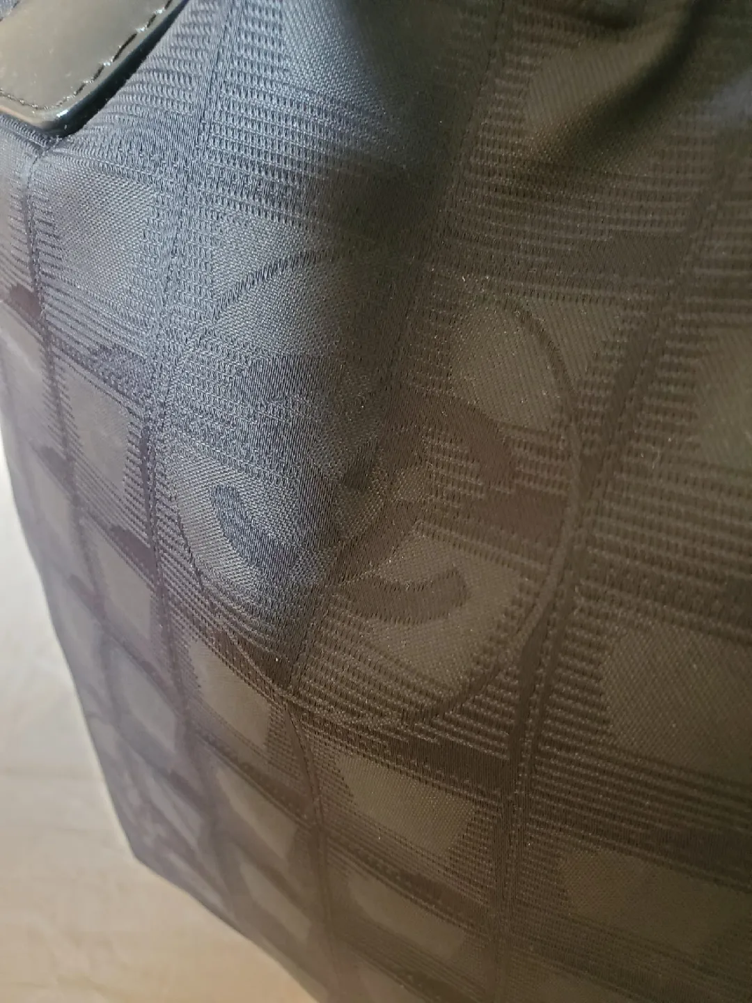 Chanel Black Tote Bag image indicator(6)