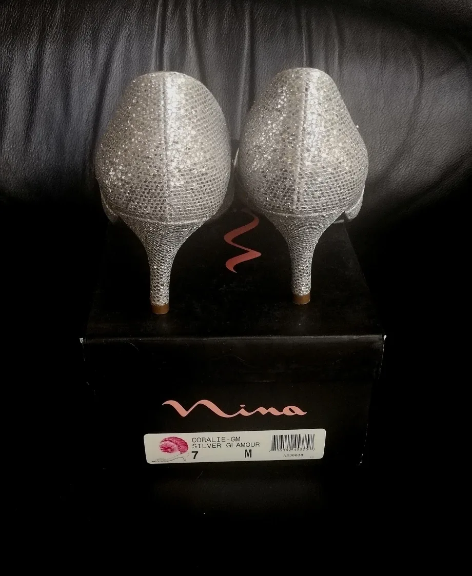 Nina New York Silver Glamour Heels - Size 7 image indicator(4)