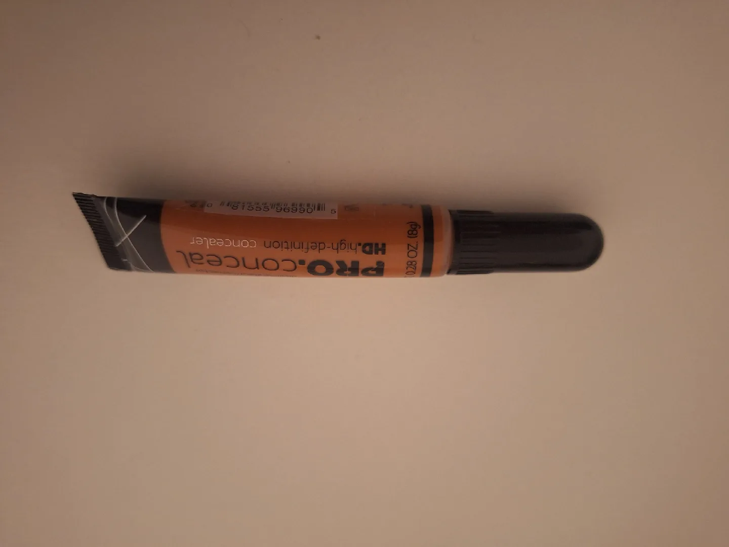 L.A. Girl colour correct HD.high-definition concealer image indicator(2)