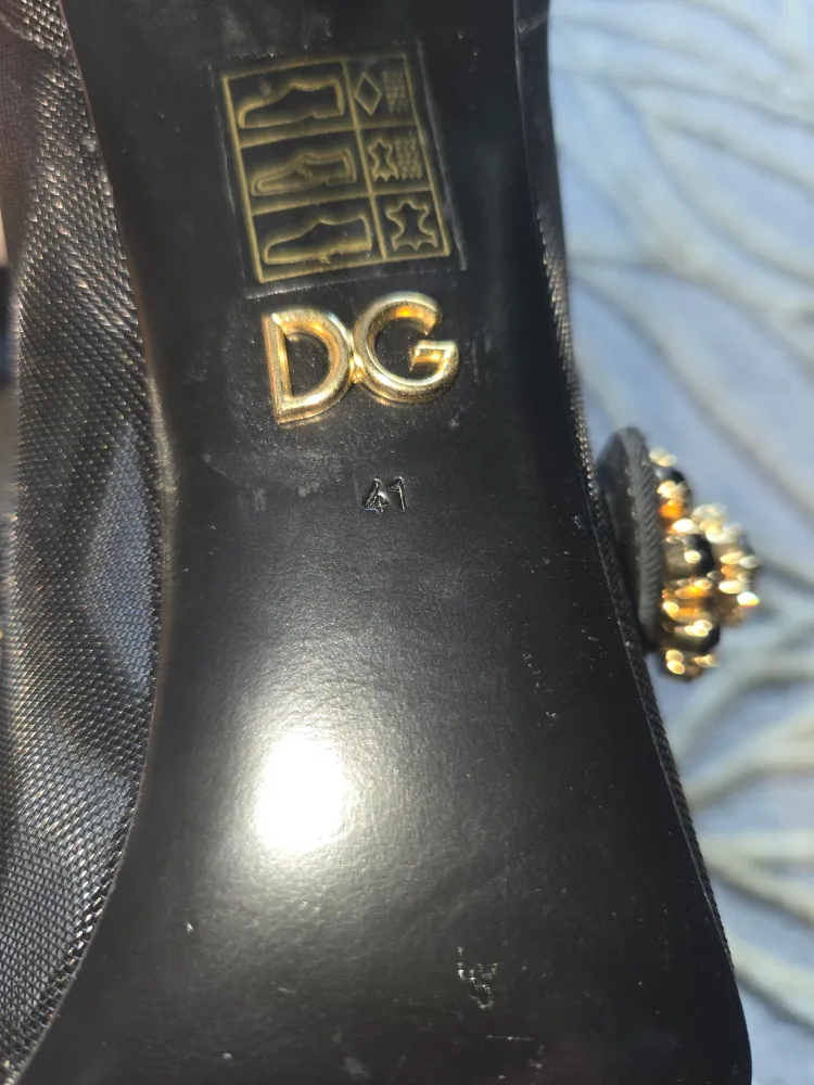 Dolce & Gabbana Black Heels size 41 image indicator(6)