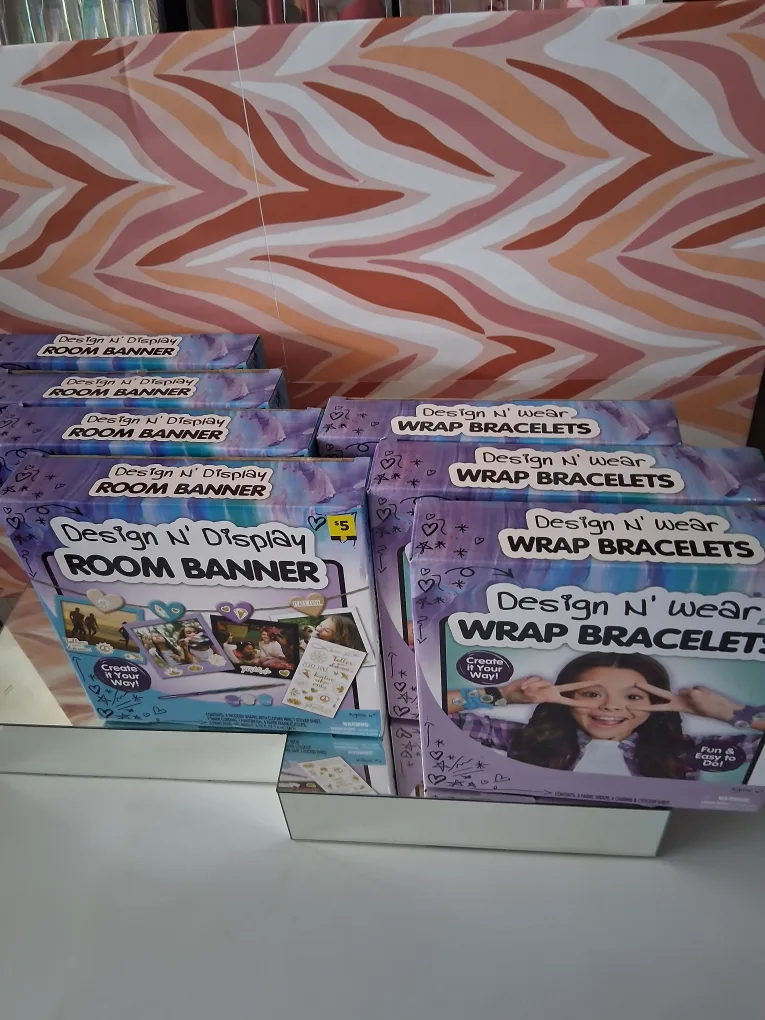 Design N' Display Room Banner Kit thumbnail