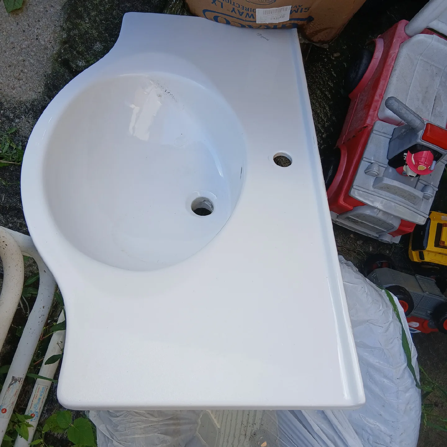 Bathroom Sink image indicator(2)